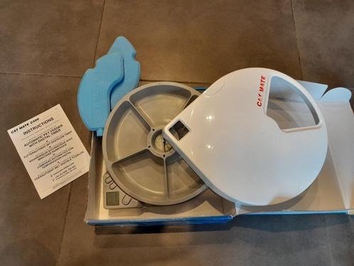 Cat Mate C500 distributeur automatique de nourriture 5 bols, Dieren en Toebehoren, Overige Dieren-accessoires, Zo goed als nieuw