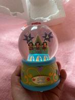 Disneyland paris snowglobe, Verzamelen, Ophalen, Overige figuren, Nieuw, Beeldje of Figuurtje