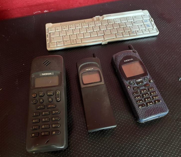 Lot de téléphones portables Nokia vintage — Non testé, Informatique & Logiciels, Ordinateurs Vintage, Enlèvement ou Envoi
