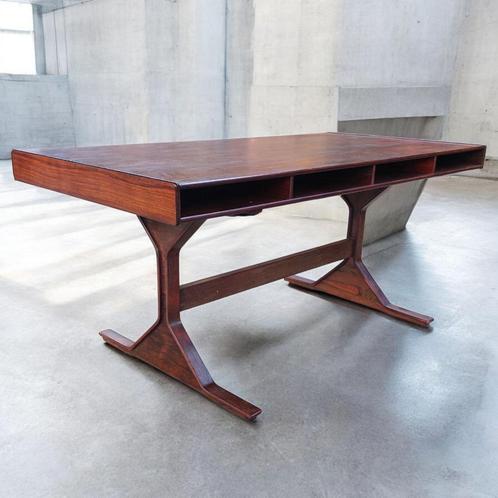 Giancarlo Fratinni writing desk bureau tafel 1960s Bernini, Zakelijke goederen, Kantoor en Winkelinrichting | Kantoormeubilair en Inrichting