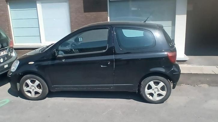 toyota yaris red line  11/2005, Auto's, Toyota, Yaris, Airconditioning, Radio, Diesel, Euro 3, Stadsauto, 3 deurs, Handgeschakeld