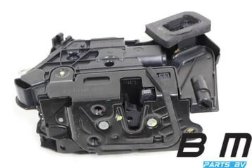 Portierslot rechtsvoor VW Sharan 7N 5K1837016D beschikbaar voor biedingen
