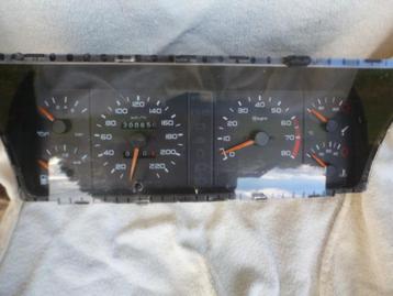 PEUGEOT 205 GTI: instrumenten, snelheidsmeter en cpt -rpm +4 beschikbaar voor biedingen