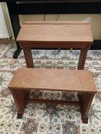 Petit bureau en bois vintage pour jeune écolier, Ophalen