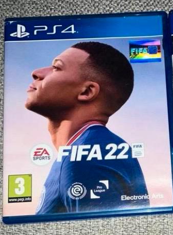 PS4 FIFA22 beschikbaar voor biedingen