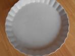 Plat-moule à rebord festonné, Uni, Assiettes(s), Poterie, Comme neuf