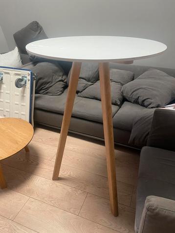Table haute HAY beschikbaar voor biedingen