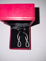 zilveren oorringen, Hangers, Ophalen of Verzenden, Zo goed als nieuw, Zilver