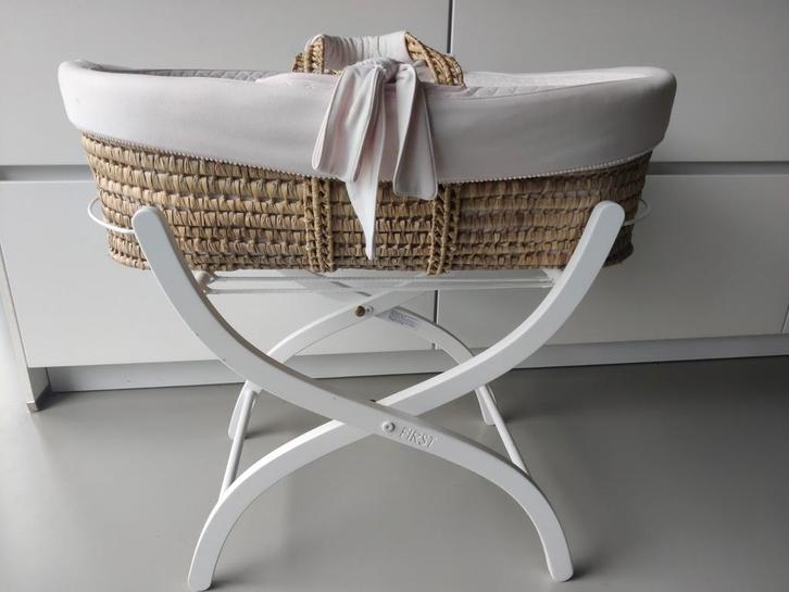 Mozes mandje merk FIRST & staander roze bekleding, Kinderen en Baby's, Babywiegjes en Ledikanten, Zo goed als nieuw, Overige typen