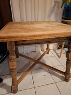 Table en bois gratuite, Maison & Meubles, Enlèvement, Carré