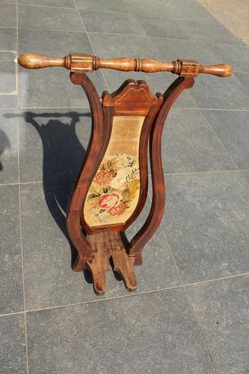 Tire botte ancien à panneau en tapisserie  beschikbaar voor biedingen