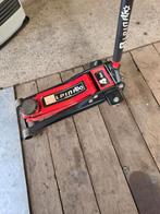 Cric 4 tonnes, Autos : Divers