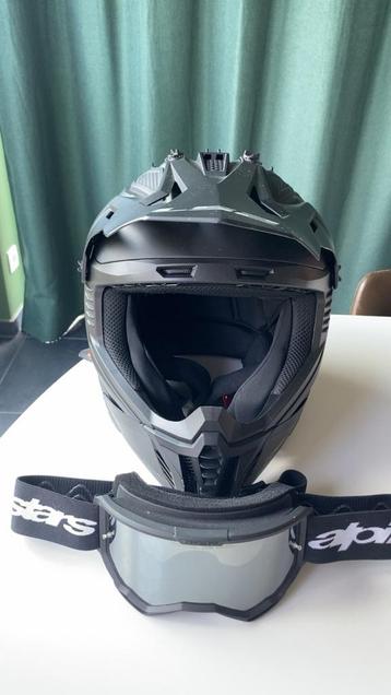 Motorhelm l52 + bril van alpinestars beschikbaar voor biedingen