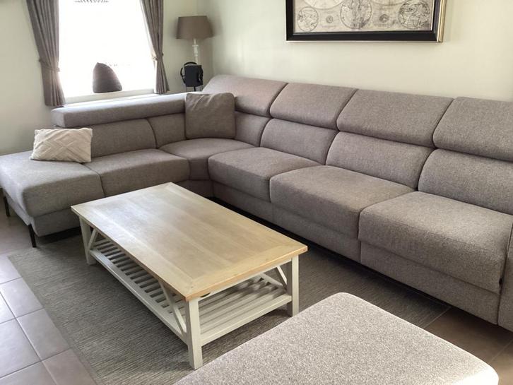 Licht bruine/ taupe hoeksalon met metalen frame, Huis en Inrichting, Zetels | Complete zithoeken, Zo goed als nieuw, Stof, Ophalen