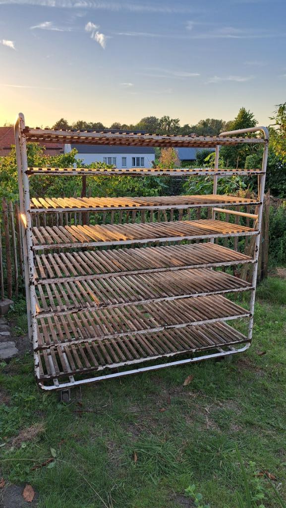 Étagère à boulangerie vintage, Maison & Meubles, Armoires | Étagères, Enlèvement