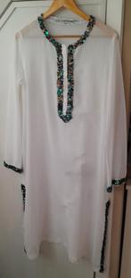 Prachtige jurk afgezet met steentjes en pailletten large., Taille 42/44 (L), Enlèvement ou Envoi, Comme neuf, Cora Kemperman