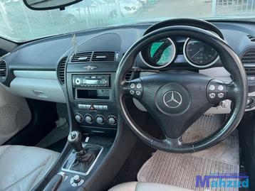 SLK R171 dashboard schakelaar delen interieur radio armsteun beschikbaar voor biedingen