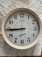 Horloge murale - radio-réveil - style anglais, Maison & Meubles, Accessoires pour la Maison | Horloges, Utilisé, Enlèvement ou Envoi