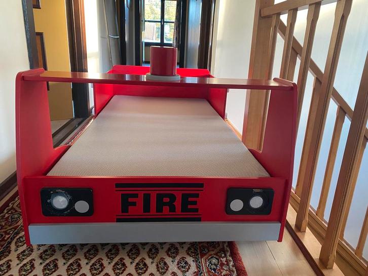 Bed Brandweerauto, Kinderen en Baby's, Kinderkamer | Bedden, Gebruikt, Matras, Ophalen