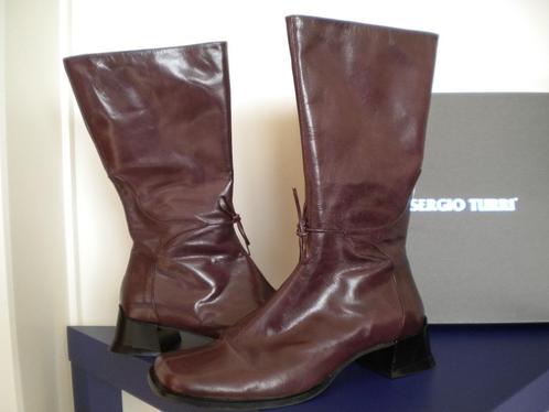 Laarzen SERGIO TURRI / Leder PAARS / maat 41 tot 42 (passen), Kleding | Dames, Schoenen, Nieuw, Hoge laarzen, Ophalen