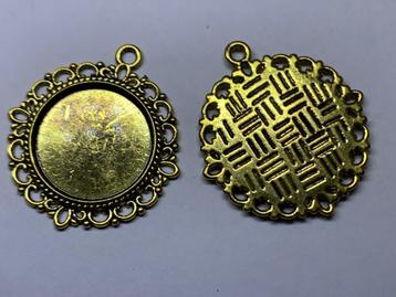 Cabochon hanger goudkleur rond 2 stuks beschikbaar voor biedingen