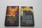2 wissel thrillers * spoor van vuur + schaduw van de feniks, Boeken, Ophalen of Verzenden, Gelezen