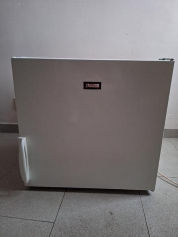 Ijskast, Ophalen, Minder dan 85 cm, 100 tot 150 liter, Met aparte vriezer