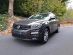 VOLKSWAGEN TROC *BENZINE/38000KM/GARANTIE*, Auto's, Volkswagen, Voorwielaandrijving, Stof, Bruin, Parkeersensor