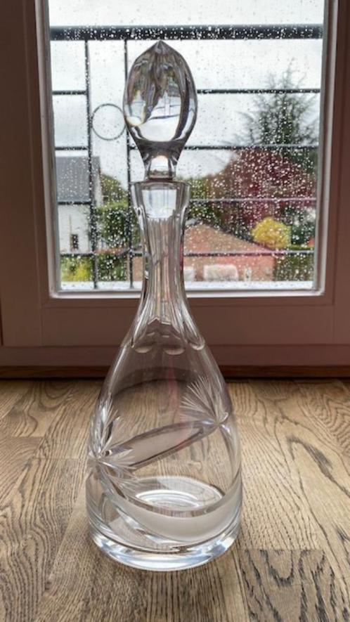 Belle carafe en cristal avec bouchon - design moderne, Antiek en Kunst, Antiek | Glaswerk en Kristal, Ophalen