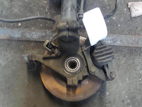 Fusee links-voor van een Peugeot 306, Auto-onderdelen, Ophanging en Onderstel, Peugeot, Gebruikt, 3 maanden garantie, Ophalen of Verzenden