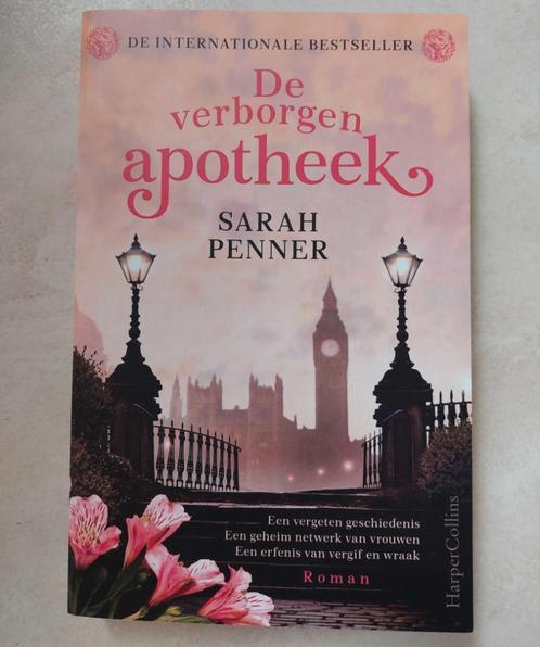Sarah Penner - De Verborgen Apotheek, Livres, Romans, Comme neuf, Enlèvement ou Envoi