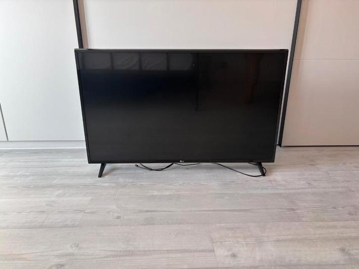 LG Smart TV - 43" (109 cm) te koop (inclusief chrome cast), Audio, Tv en Foto, Televisies, Zo goed als nieuw, LCD, 100 cm of meer