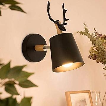 Muurlampje beschikbaar voor biedingen