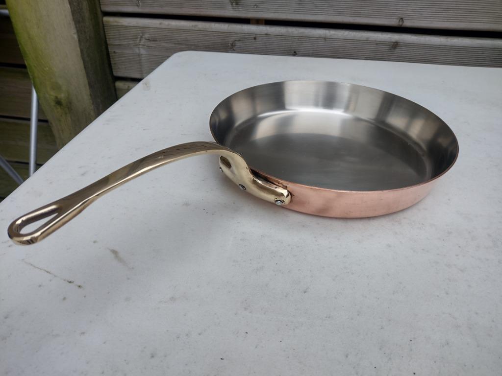 Grande Casserole En Cuivre étamée, XIXe (diam. 18cm