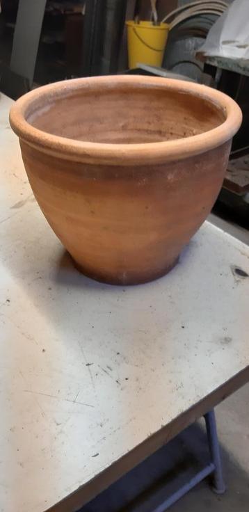 pot en terre cuite, 25 à 40 cm, Rond, Enlèvement, Utilisé