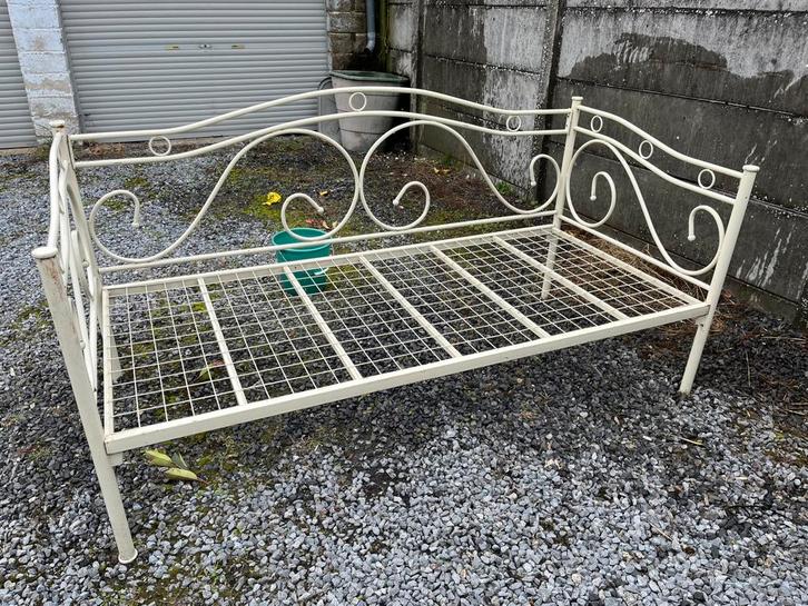 Antiek prachtig bed, Antiek en Kunst, Antiek | Meubels | Bedden, Ophalen