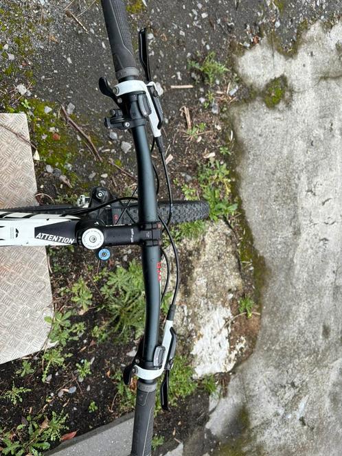 VTT Cube attention, Fietsen en Brommers, Fietsen | Mountainbikes en ATB, Ophalen