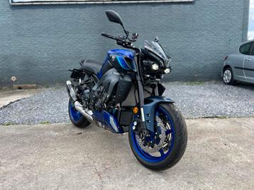 YAMAHA MT 10 // 2025 // 360KM // AKRAPOVIC UITLAAT beschikbaar voor biedingen