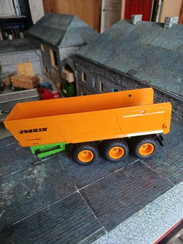 Joskin Trans-Space 8000/27 Siku emmer beschikbaar voor biedingen