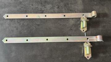 2 poortscharnieren - 53cm x 3cm beschikbaar voor biedingen