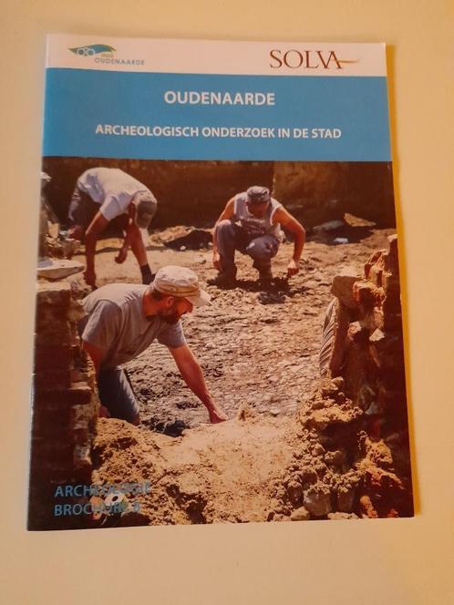 Archeologisch Onderzoek in Oudenaarde  - Solva, Livres, Histoire & Politique, Comme neuf, Enlèvement ou Envoi