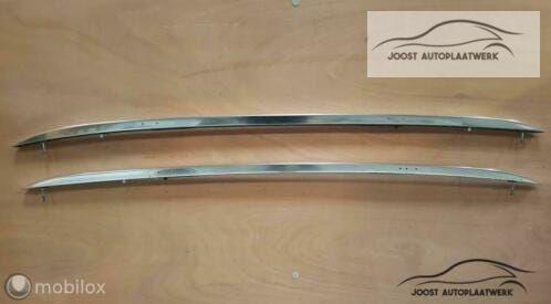 Dakrails origineel chroom Audi Q3 8U ('11-'18) 8U0860021A, Auto diversen, Dakdragers, Gebruikt, Ophalen of Verzenden