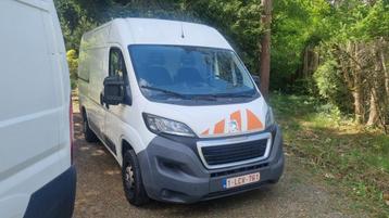 Peugeot boxer 2.2 hdi L2 H2 bj 2015 btw aftrekbaar beschikbaar voor biedingen