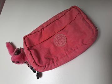 Roze make-up tas Kipling beschikbaar voor biedingen