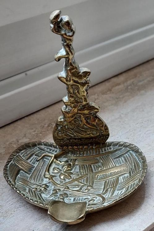 Antiek uniek koperen souvenir; asbak Antwerpen grote markt, Antiek en Kunst, Kunst | Beelden en Houtsnijwerken, Ophalen of Verzenden