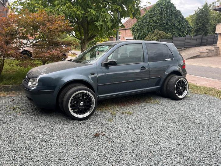 Volkswagen golf 4, Auto's, Volkswagen, Particulier, Golf, Zwart, Ophalen