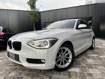 BMW 116 116i SPORTHATCH/ XENON+LED/PDC/Alu/LEZ ok/GARANTIE beschikbaar voor biedingen