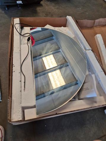 Spiegel 80x60 led nieuwe  beschikbaar voor biedingen