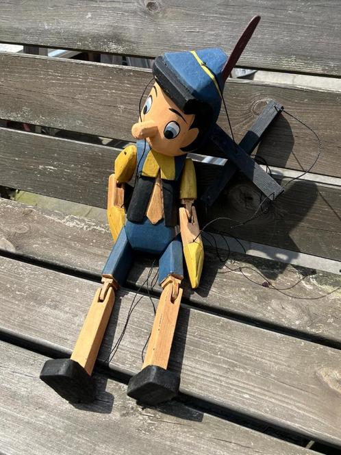 Uniek en nostalgisch handgemaakt houten pop Pinokkio, Verzamelen, Poppetjes en Figuurtjes, Nieuw, Verzenden