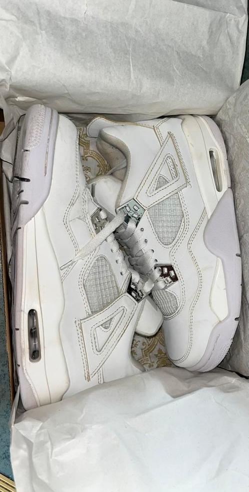 Jordan4 (white,metallic) maat 38 (origineel!!, Kleding | Heren, Schoenen, Nieuw, Sneakers, Wit, Ophalen